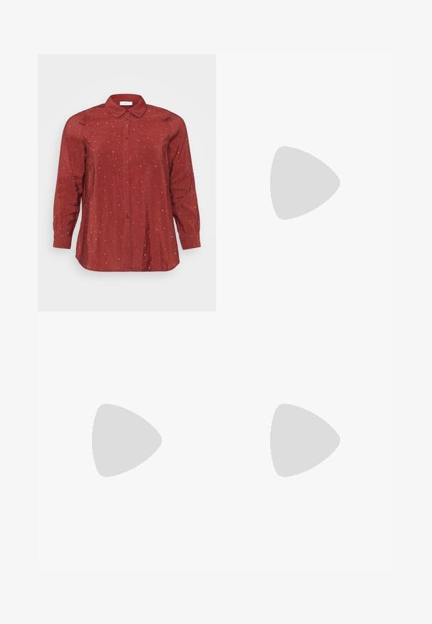 Camisa roja de manga larga en una tela ligera y suave, con cuello abotonado, dos bolsillos delanteros y adornos de puntos plateados.; Pantalones de estampado de leopardo con un patrón marrón y negro, diseño de pierna recta y estilización clásica de cinco bolsillos. Fabricados en tejido de mezcla de algodón.; Zapatos de tacón de punta blanca con tiras traseras delgadas. Material de cuero suave, tacón de aguja delgado y un forro interior negro.; Pendientes de aro en tono dorado con un acabado suave y pulido. Presentan una forma de medio círculo y un cierre de poste seguro.