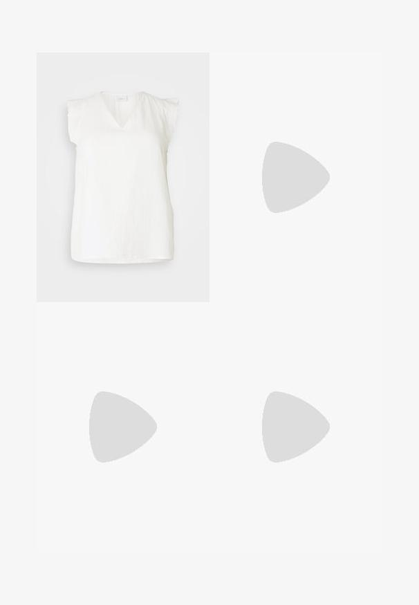 Top bianco senza maniche con scollatura a V, tessuto texturizzato e bordo ad occhiello decorativo sulle spalle. Leggero con una vestibilità leggermente ampia.; Pantaloni neri a gamba larga caratterizzati da un tessuto testurizzato, una vita elastica e una cintura staccabile per una vestibilità regolabile.; Pump in pelle nera con punta affusolata e tacco basso a blocco. Presenta una cinghia alla caviglia con una fibbia in tonalità oro. Texture liscia.; Occhiali da sole neri oversize con lenti sfumate, montatura spessa e dettagli in catena dorata sulle astine.