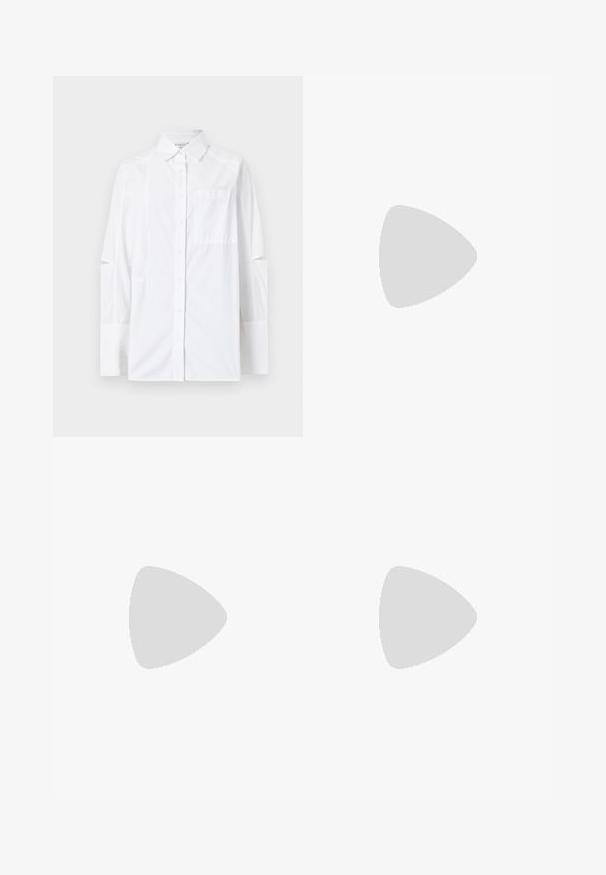 Witte button-up shirt met lange mouwen met uitsnijdingen, een borstzak en een gestructureerde kraag. Gemaakt van een lichtgewicht stof.; Zwarte op maat gemaakte broek met een recht model, voorzien van een soepele textuur en scherpe plooien aan de voorkant. Geen zichtbare hardware.; Zwarte laarzen van gepatenteerd leer met een spitse neus, verstelbare enkelbandjes en een slanke hak. Gladde textuur met een glanzende afwerking.; Zwarte leren handtas met een gestructureerd ontwerp, featuring een verkorte vorm, bovenhandvat en gouden hardwareaccent. Inclusief verstelbare schouderband.