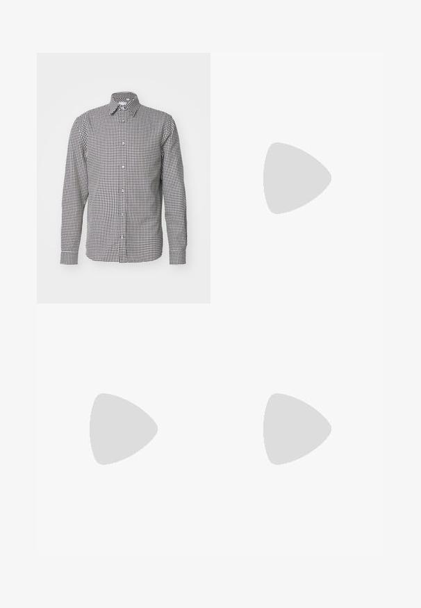 Camisa a cuadros en blanco y negro, abotonada con cuello, de manga larga, con un patrón de rejilla y textura de tela suave.; Pantalones de vestir beige hechos de tejido woven, con corte recto, frente plano y trabillas. Textura suave sin patrones visibles.; Zapatilla blanca con acentos de ante, puntera redondeada, cordones planos y suela de goma color crema. Presenta un logo verde en el talón.; Bolso de hombro de piel beige con un acabado texturizado, que cuenta con un bolsillo con cremallera en la parte delantera y una correa negra ajustable. Logo mostrado en la parte frontal.