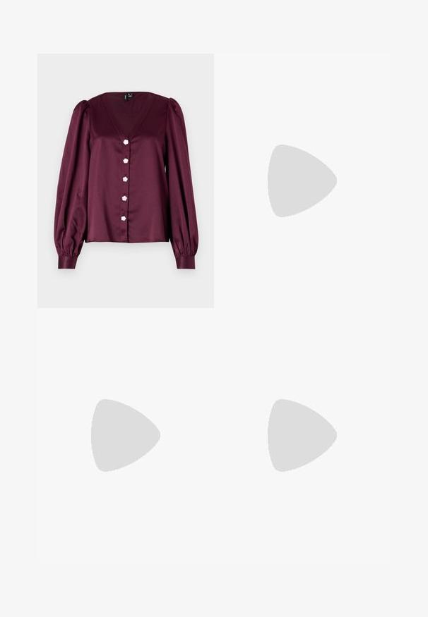 Blusa bordô com decote em V, mangas longas bufantes e botões decorativos em forma de flor na frente. Tecido liso e brilhante.; Calças largas pretas em denim, com uma cintura estruturada, passantes para cinto e bolsos frontais. Textura suave com um design clássico.; Sandy em verniz preto com salto slingback, ponta afilada e salto geométrico. Apresenta um design elegante e minimalista com textura suave.; Saco hobo preto em pele com uma textura lisa, forma curva e uma única alça ajustável; apresenta uma abertura larga na parte de cima.