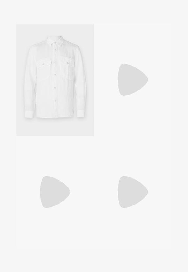 Chemise blanche à boutons, en tissu léger, dotée d'un col, de longues manches et de deux poches poitrine avant avec des fermetures à bouton.; Filippa K TERRY CROPPED TROUSERS - Pantalon classique - sage melange; Baskets blanches avec des accents en daim, bout arrondi, lacets plats et semelle en caoutchouc crème. Présente une marque verte sur le talon.; Lunettes de soleil noires rondes avec verres sombres et branches en métal fines. Comprend des embouts transparents et des accents argentés au niveau de la charnière. Design minimaliste.