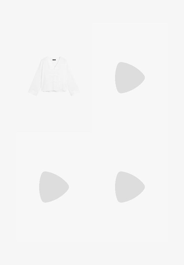 Blusa bianca tagliata con maniche lunghe, scollo a V e chiusure decorative con bottoni sul davanti. Tessuto morbido e vestibilità rilassata.; Jeans svasati di colore azzurro chiaro con vita alta, realizzati in denim; presentano una chiusura con bottone e zip, design a cinque tasche e un leggero effetto sbiadito.; Sneaker bianca in tela con punta rotonda, suola in gomma bianca, occhielli dorati e piccolo logo a patch. Texture liscia e design semplice.; Borsa a tracolla in pelle crema con forma curva, caratterizzata da dettagli in metallo dorato. La tracolla è attaccata con un gancio metallico.