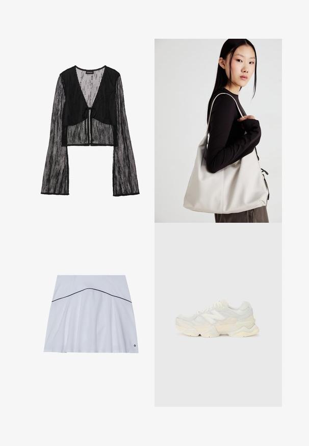 Crni kratak top od prozirne mrežaste tkanine. Ima vezanje sprijeda i duge zvonaste rukave s teksturiranim uzorkom.; Bijela sportska suknja s raširenim rubom, s mornarsko plavom akcentnom linijom oko struka i logotipom u donjem desnom kutu.; Lagana tenisica s gornjim dijelom od mrežice i antilopa u blagim krem tonovima, srobustnom potplatom i trodimenzionalnim detaljima.; Bežna torba od mekog materijala s opuštenim dizajnom, šivanim detaljima i dva remena za rame. Pogodna za svakodnevnu upotrebu.; Crne rukavice bez prstiju od rastezljivog materijala, s otvorenim dlanom, naglasima za grip i bijelim Nike logom.