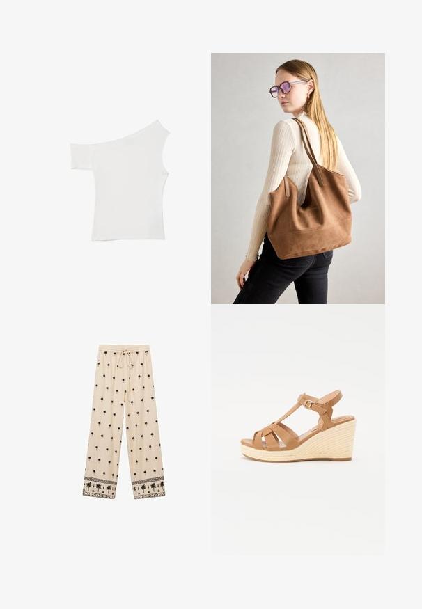 Asymmetrisk vit topp i mjukt tyg, med en kort ärm och en off-shoulder design, med ett rent och minimalistiskt utseende.; Beige vida byxor med svart palmmönster, elastiskt midjeband med dragsko och kontrasterande mönstrad trim i fållen.; Bruna kilklackssandaler med tvärband, justerbart ankelsläp och en texturerad vävd espadrillo-kil.; Brun mocka toteväska med mjuk textur, stor öppning och långa axelremmar. Har en enkel design med synliga sömmar och ingen hårdvara.