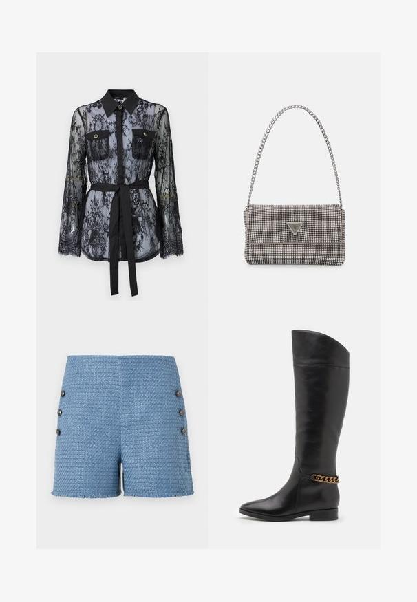 Czarna koronkowa bluzka z długimi rękawami, zapinanymi kieszeniami na piersi, klasycznym kołnierzykiem oraz materiałowym paskiem wiązanym w talii. Przezroczysty design.; Niebieskie szorty tkane z teksturowanej tkaniny, z postrzępionym dołem i czterema dekoracyjnymi guzikami z boku dla dodatkowego akcentu.; Wysokie czarne skórzane botki o eleganckim designie, ze spiczastym noskiem i złotym łańcuszkiem na kostce. Niski blokowy obcas. Gładka tekstura.; Jasnoszara metaliczna torebka na łańcuszku, ozdobiona małymi okrągłymi metalowymi ćwiekami oraz trójkątnym logo marki.; Srebrne kolczyki na biglu o gładkim, błyszczącym wykończeniu. O zaokrąglonym kształcie, lekkim designie, z zamknięciem na zatrzask.
