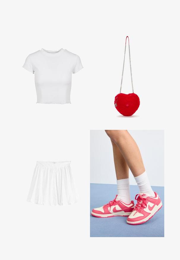 Witte, geknipte t-shirt gemaakt van ribbelstof. Heeft korte mouwen met uitgerafelde randen en een ronde halslijn met een ruchesdetail.; Witte, uitlopende rok van lichtgewicht stof met een elastische tailleband. Heeft een geplooid ontwerp voor volume en vloeiendheid.; Nike sneakers van roze en crèmekleurig leer, geperforeerde neus, veters en witte sokken. Kenmerken zijn het logo aan de zijkant en op de hiel, met een platte zoolontwerp.; Rode hartvormige handtas met een zachte, pluizige textuur, zilveren kettingriem en een eraan bevestigd hangertje. Kenmerkt zich door een opvallend pompon-detail.