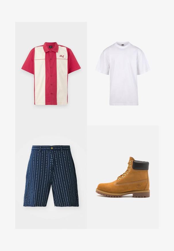 Koszula z krótkim rękawem z guzikami, w czerwono-białe pionowe paski, z bawełnianej tkaniny i haftowanym logo po lewej stronie klatki piersiowej.; Biała bawełniana koszulka z okrągłym dekoltem, krótkimi rękawami i luźnym krojem. Posiada prosty design bez wzorów czy akcentów.; Granatowe szorty w pionowe białe paski oraz małe wzory serc, z zapięciem na guzik i tunelami na pasek. Wykonane z lekkiego materiału.; Beżowe zamszowe botki sięgające kostki z czarną wyściełaną krawędzią, złotymi oczkami, białymi detalami szycia oraz wytrzymałą gumową podeszwą z wyraźnym bieżnikiem.