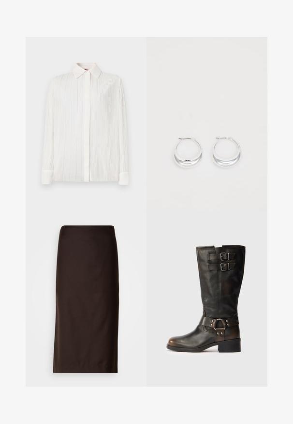 Biała, plisowana koszula z klasycznym kołnierzykiem, długimi rękawami i zapięciem na guziki, o miękkiej teksturze i delikatnym połysku.; Brąskowa spódnica ołówkowa, długości do kolan, wykonana z gładkiego materiału. Posiada prosty krój bez widocznych wzorów ani ozdób.; Czarne skórzane botki do połowy łydki z dwoma klamrami w górnej części oraz paskiem z metalowym detalem wokół kostki na białym tle.; Srebrne kolczyki w kształcie kółek o polerowanej powierzchni z logo DKNY, wyeksponowane na jednolitym białym tle.