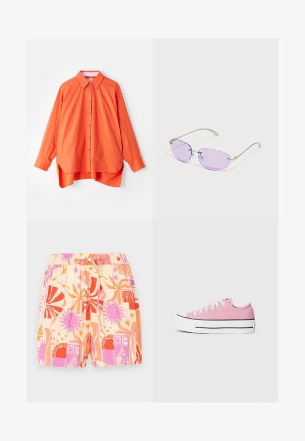 Narancssárga gombos ing, gallérral, hosszú ujjakkal és enyhén ívelt aljjal. Simább anyagból készült, laza szabással.; Könnyű anyagú rövidnadrág krémszínű alapszínnel, élénk narancssárga, rózsaszín és lila mintákkal, rugalmas derékkal és zsinórral.; Rózsaszín vászon sportcipők klasszikus alacsony szárú kialakítással, fehér gumitalppal és fekete díszcsíkokkal a talpon. Lapos fehér cipőfűzők.; Ovális lila lencséjű napszemüveg, fémkerettel és vékony szárakkal. Átlátszó orrtámaszokkal és diszkrét márkázással a szárakon.; Lila kézitáska textúrált anyagból, két felső fogantyúval, levehető vállpánttal és színes dekoratív bájjal.