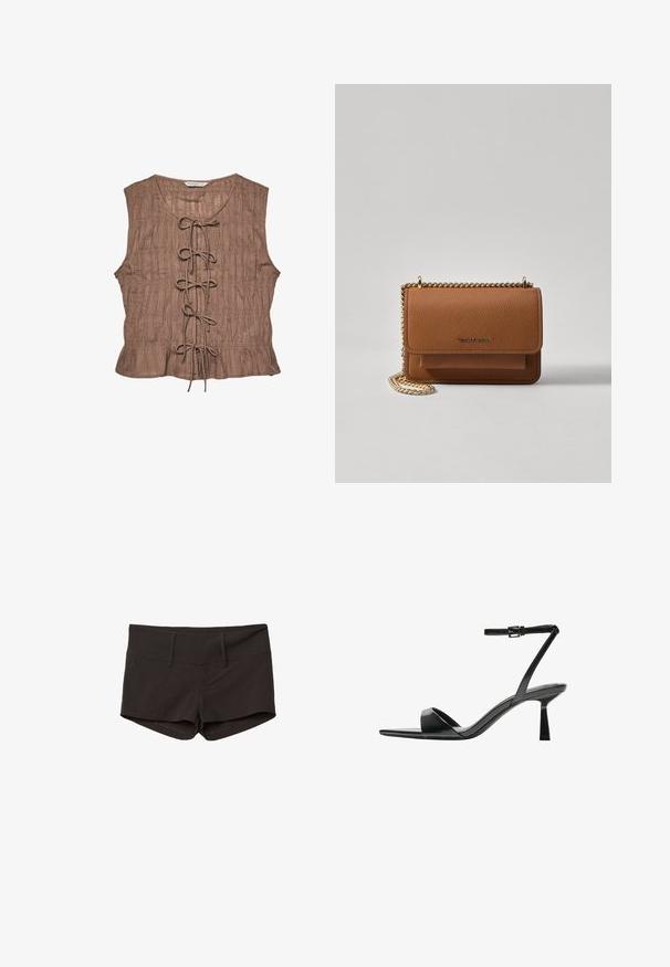 Brun ärmlös topp med texturerad tyg, med en snörning framtill och rynkad detalj längs fållen.; Svarta bomullsshorts med en figurnära design, som har en mjuk yta och två framfickor. Midje med medelhög höjd och inga synliga mönster.; Bershka Sandaletter - black; Brun texturerad läder crossbody-väska med guldkedja och klaffstängning. Framsidan har logotypdetalj och en ficka under klaffen.