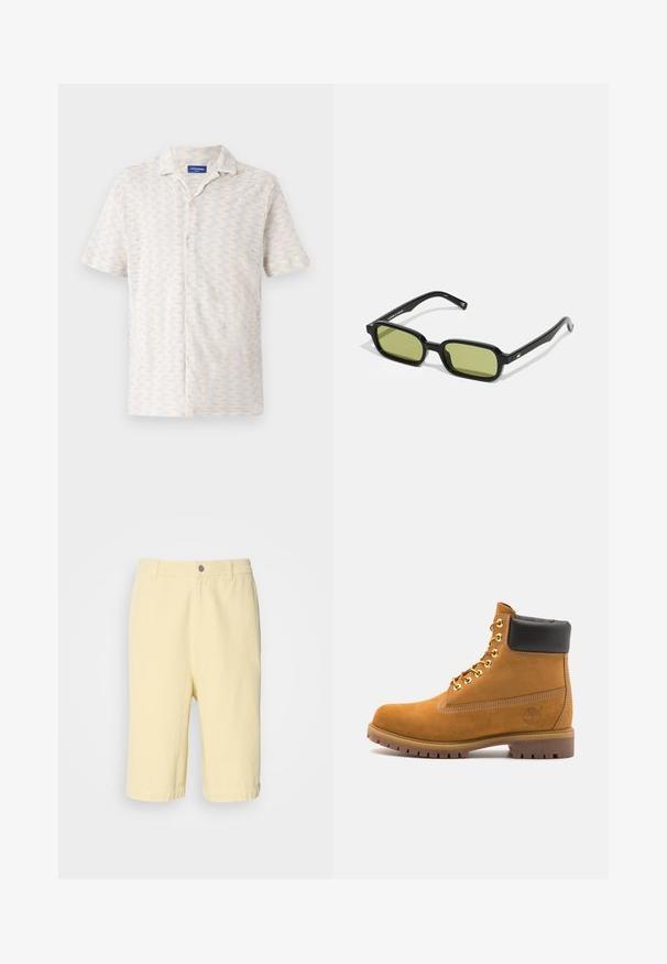 Majica s kratkimi rokavi in gumbi v svetlih barvah, z zigzag vzorcem, ovratnikom in petimi sprednjimi gumbi. Narejena iz zračnega materiala.; Rumene bombažne kratke hlače s ravnim krojem, ki imajo sprednje zapiranje na gumb in zvitega roba. Gladka tekstura, sproščen design.; Svetlo rjave anklne čizme iz semiša z črnim oblazinjenim ovratnikom, zlatimi kovinskimi očesci, belimi šivi in robustnim gumijastim podplatom s izrazitimi tredi.; Črne sončne očala z ostrim dizajnom, zeleni leče in gladki plastični okvirji. Imajo zlate detajle na zatičih.