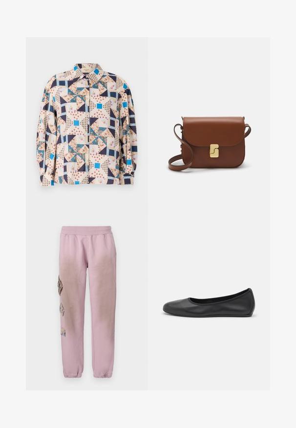 Camicia a bottoni con design a patchwork, caratterizzata da motivi floreali e geometrici nelle tonalità beige, blu, navy e rosso; maniche lunghe.; Pantaloni della tuta rosa con vita elastica, caratterizzati da toppe decorative a forma di diamante sul lato sinistro e polsini elastici alle caviglie.; Pantofole da balletto nere in pelle con punta arrotondata, texture liscia, dettagli di cucitura minimi e design con suola flessibile.; Borsa a tracolla in pelle marrone con chiusura a pattina, hardware color oro, tracolla e una finitura liscia. Forma rettangolare compatta.