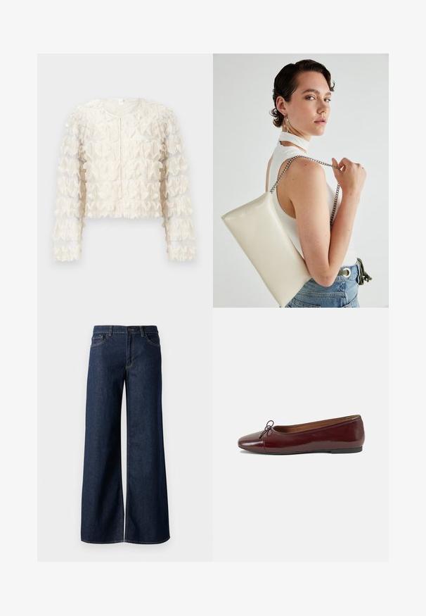 Giacca bianca corta con ruches in tessuto trasparente, maniche lunghe, scollatura tonda e dettagli testurizzati in tutto il corpo. Chiusura con zip davanti.; Jeans a gamba larga in denim blu scuro. Presentano cuciture a contrasto, cinque tasche e una chiusura con bottone in vita. Texture morbida.; Ballerine in pelle verniciata bordeaux con punta arrotondata, piccolo fiocco decorativo sulla parte anteriore e suola bassa in gomma nera. Texture liscia.; Borsa a pochette rettangolare bianca realizzata in materiale lucido, con una tracolla in catena argentata. Il modello posa, mostrando la borsa su uno sfondo semplice.
