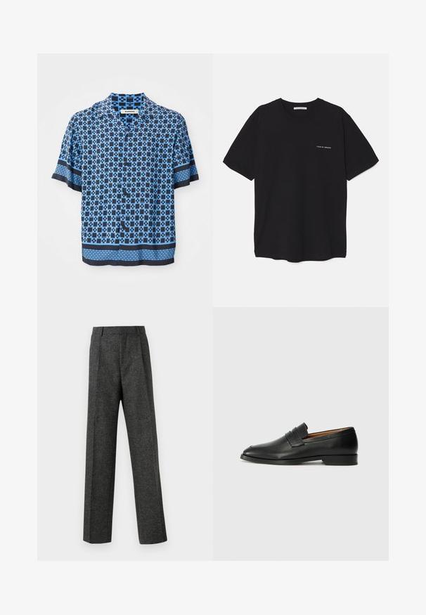 Koszula z krótkim rękawem, zapinana na guziki, w kolorze niebieskim i granatowym, z geometrycznym wzorem. Wykonana z lekkiego materiału, o luźnym kroju i z płaskim kołnierzykiem.; Czarny bawełniany T-shirt z okrągłym dekoltem, krótkimi rękawami i białym nadrukiem logo na lewej piersi. Prosty, jednolity kolor.; Szare spodnie o dopasowanym kroju wykonane z teksturowanej tkaniny, z dwoma fałdami z przodu i prostymi nogawkami. Brak widocznych kieszeni i zdobień.; Czarne skórzane mokasyny z zaokrąglonym noskiem, subtelnymi przeszyciami i niskim obcasem, charakteryzujące się gładką teksturą i minimalistycznym designem.