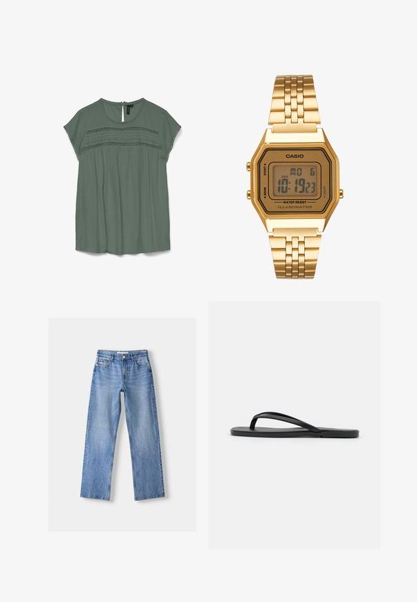 Lys grøn bluse med korte ærmer, blonde detaljer ved brystet og en nøglehulryg. Lavet af et let materiale med en afslappet pasform.; Lysblå denim jeans med lige ben design, der har fem lommer, en frontknaplukning og subtil falmning for tekstur.; Sorte flip-flop med et minimalistisk design, flad sål, smalle stropper og en glat tekstur. Ingen yderligere mønstre eller accenter.; Guld digitalt ur med rektangulært urglas, LCD-display, rustfrit stålarmbånd og knapper på siden. Har et vandtæt mærke.