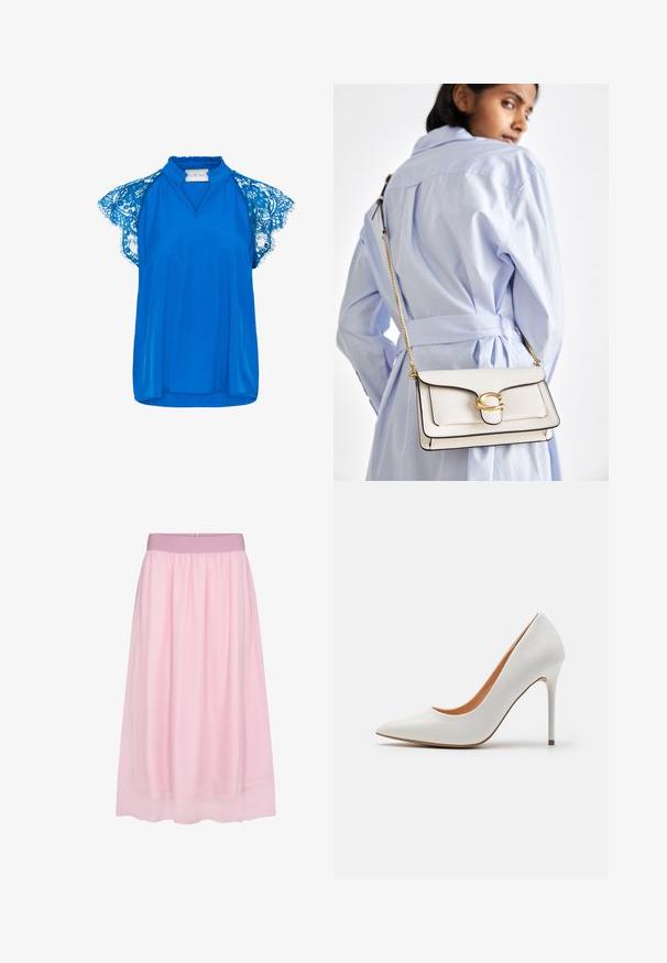 Cream NOLA - Palaidinė - galaxy blue; Rožinė tinklelio sijonas su minkštu, permatomu designu. Turi elastingą juosmens dalį ir plazdantį siluetą, sukuriantį sluoksniuotą efektą.; Baltas patentinės odos aukštakulnis batelis su smailiu pirštu ir siaura stileto pakulne, turintis glotnią tekstūrą ir smėlio spalvos vidų.; Balta odinė rankinė su auksinėmis detalėmis, priekinė kišenė su užtrauktuku ir juodu apvadu, su grandinine petneša, dėvima per kūną prie šviesiai mėlynos marškinės.