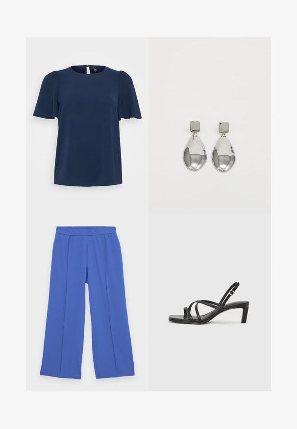 Top blu navy a maniche corte con finitura testurizzata, scollo rotondo e aperture a chiave sul retro. Vestibilità comoda.; Pantaloni a gamba larga realizzati in un tessuto morbido e elasticizzato di un vivace blu. Presentano una vita piatta e due pieghe frontali per un tocco di design in più.; Sandalo nero con cinturini, dalla punta squadrata e tacco basso a blocco. Presenta diversi cinturini sottili e una cinturini regolabile alla caviglia. Realizzato in pelle liscia.; Orecchini a goccia in argento con perno quadrato, caratterizzati da una finitura liscia e lucidata e da una forma a goccia, che riflettono la luce grazie a una superficie lucida.