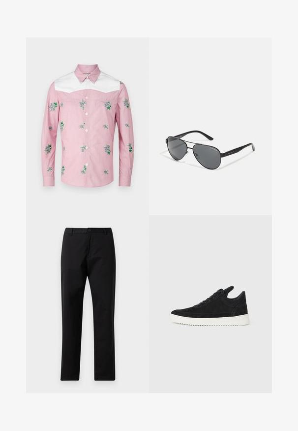 Dugih rukava ružičasta i bijela košulja. Sadrži cvjetni vez i bijeli jaram. Izrađena je od lagane tkanine s prednjim kopčanjem na gumbe.; Crne hlače ravnog kroja s kopčanjem na dugme i patentnom zatvaraču, petljama za remen i prednjim džepovima, prikazane na bijeloj pozadini.; Crne nubuk tenisice s bijelim gumenim potplatom, s toniranim šavovima i dizajnom vezanja. Glatka tekstura s modernim, strujnim oblikom.; Crne avijatorske sunčane naočale s tamnim staklima, tankim metalnim okvirom i vitkim plastičnim drškama koje imaju akcentuirane logotipe.