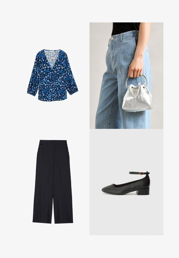 Blå och svart blus med v-ringning, långa puffärmar och ett prickigt mönster i varierande nyanser av blått. Lättviktigt tyg med en mjuk textur.; Breda byxor i mörkblått tyg med en slät yta, framfickor med veck och dekorativa öljett i guldton på sidofickorna.; Svart läderpump med spetsig tå och en låg klack. Har en ankelsnodd med en guldtonad spänne. Slät textur.; Metallisk silverfärgad bucket-väska med en strukturerad yta, prydd med ett silverfärgat runt handtag och dragsko-stängning, hålls mot ljusblå jeans.
