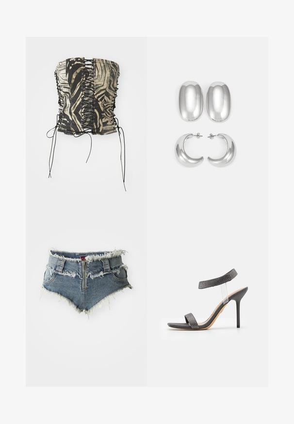 Zwart en beige korset top met een zebra patroon, voorzien van een vetersluiting aan de voorkant, metalen ogen en lange zwarte linten aan de zijkanten.; Denim shorts met rafelige zoom, hoge taille, rits aan de voorkant en twee zijzakken. Het materiaal is een vervaagde blauwe denim met versleten details.; Zwarte sandalen met hoge hakken en een doorzichtige band, met een gestructureerde bovenkant en een slanke stilettohak. Heeft een brede voorband en glinsterende accenten.; Zilverkleurige oorbellen set: twee ovale studs en twee halve maantjes, met een glanzende, soepele afwerking en een afgerond ontwerp.