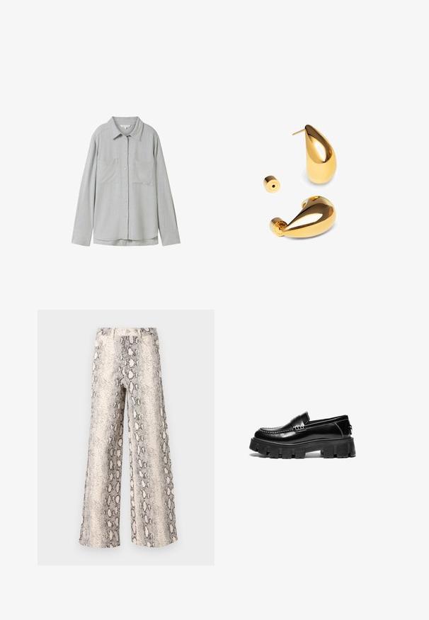 Hellgraues Langarmhemd aus weichem Stoff, mit durchgehender Knopfleiste, zwei Brusttaschen und klassischem Kragen.; Hosen mit weitem Bein im Schlangenprint-Muster, in einer Farbkombination aus Creme und Grau, aus strukturiertem Stoff mit einem hoch taillierten Design.; Schwarze Lederloafer mit dicker Gummisohle, dekorativem Riemen über dem Obermaterial und kontrastierenden weißen Nähten. Glatte Textur mit abgerundeter Zehenpartie.; Singularu DROP - Ohrringe - gold-coloured