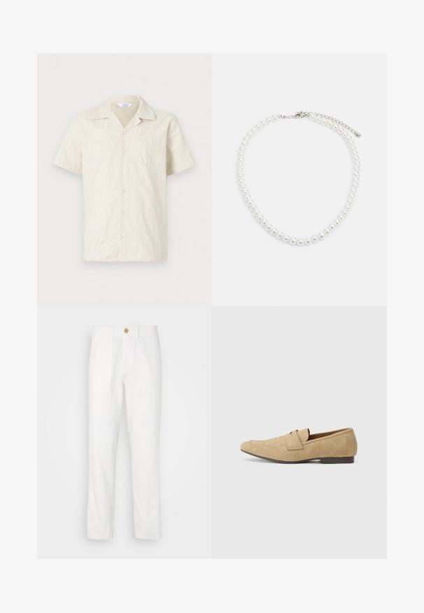 Helles, kurzärmliges Hemd in Creme mit einem dezenten Muster, Knopfleiste und einer Brusttasche. Hergestellt aus leichtem Stoff.; Weiße Stoffhosen mit geradem Schnitt, ausgestattet mit zwei vorderen Taschen und einem Knopfverschluss. Glatte Textur und sauberes Design.; Beige Wildleder-slipper mit leichtem Glanz, runder Zehenform, praktischer Schlupf-Design und niedrigem braunen Absatz. Dezente Steppnähte.; Weiße Perlenkette mit einheitlich runder Form, glatter Oberfläche und Metallverschluss mit Verlängerungskette für anpassbare Länge.