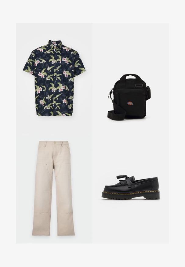 Klassisk kortærmet skjorte i marineblå med et blomsterprint, der har pink blomster og grønne blade. Fremstillet af letvægtigt stof, afslappet pasform.; Beige bomuldsbukser med lige ben-design, der har to forlommer og to lynlåse detaljer. Guldfarvet hardware fremhæver.; Sort læderloafer med en frynsedetalje, der har en kraftig sort sål og gul syninger langs kanten. Teksturert overflade.; Sort crossbody taske med en lynlåslomme, rektangulær form, lavet af stof, med et logo patch på forsiden, justerbar skulderrem.