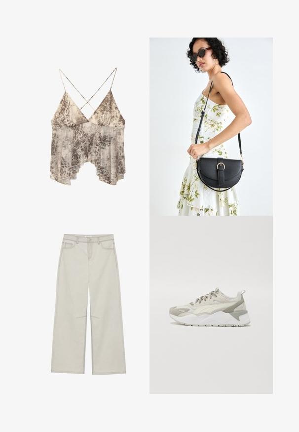 Vloeiende mouwloze top met een beige en bruine abstracte print, diepe V-hals en dunne gekruiste bandjes op de rug.; Lichtgrijze wijde broek met vijf zakken, sluiting met een knoop aan de voorkant en contrasterende stiksels langs de naden. De stof lijkt zacht en duurzaam te zijn.; Lichtgrijze en witte sneaker van mesh en suede, met een chunky zool, gestructureerde accenten en een gestroomlijnd ontwerp met veters.; Zwarte leren handtas met een gebogen vorm, afneembare schouderband en gouden hardware. De tas heeft een klep met een gespsluiting.