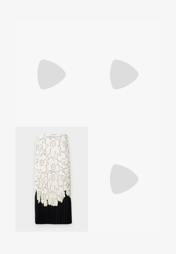 Kortærmet t-shirt i creme med stort sort blomsterprint, rund halsudskæring og afslappet pasform, lavet af blødt bomuldsstof.; Plisseret nederdel med et blomstret sort-hvidt mønster, der har en lyseoverdel med blomster og en ensfarvet sort underkant.; Grå stribede bukser med brede ben og en glat tekstur, parret med sorte læderballerinaer med rund tå.; Calvin Klein PAPER BAG CROSSBODY  - Skuldertasker - antique white