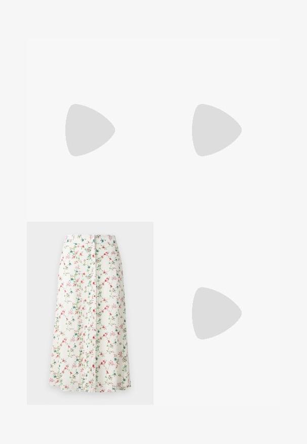 Top bianco a spalla singola con scollo arricciato. Realizzato in tessuto leggero, presenta una silhouette aderente e un design della spalla senza cuciture.; Gonna midi floreale in tessuto bianco, decorata con fiori rosa, blu e verdi, con dettagli di bottoni lungo la parte anteriore e una silhouette dritta.; Scarpe slingback a punta in vernice beige lucida con tacco sottile e cinturino regolabile per una calzata sicura.; Borsa a tracolla bianca in pelle con fondo in tessuto intrecciato crema dalla texture. Presenta un manico dorato e una tracolla bianca avvolta per maggiore versatilità.; Orecchini a cerchio in argento con una finitura liscia e lucida. Forma rotonda con un design leggermente curvato e bordi sfumati. Chiusura a perno.
