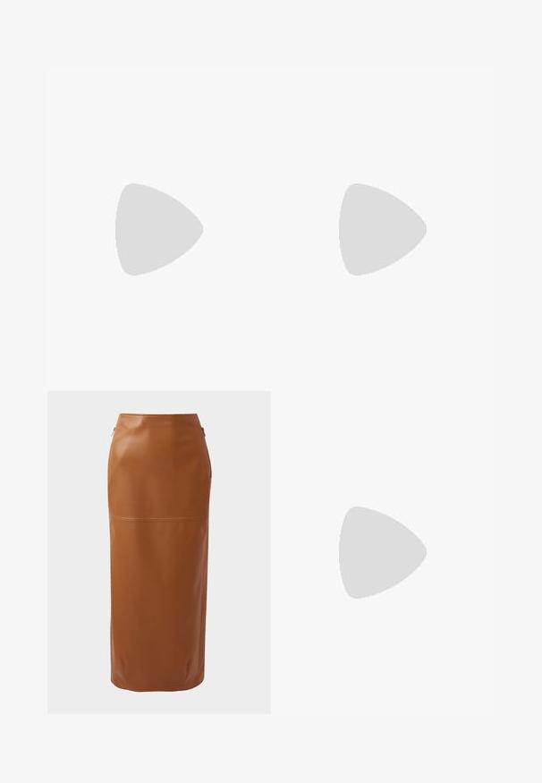 Short-sleeve knit sweater in a light beige color, featuring a rounded neckline and ribbed hem and cuffs for texture and fit.; Brown leather midi skirt with a fitted silhouette, side zippers, and a smooth texture. Features a horizontal seam detail near the hem.; Paul Smith TOPANGA - Ballet pumps - black; Pleated beige leather clutch with a silver metal frame, featuring two round decorative clasps and a silver chain strap.