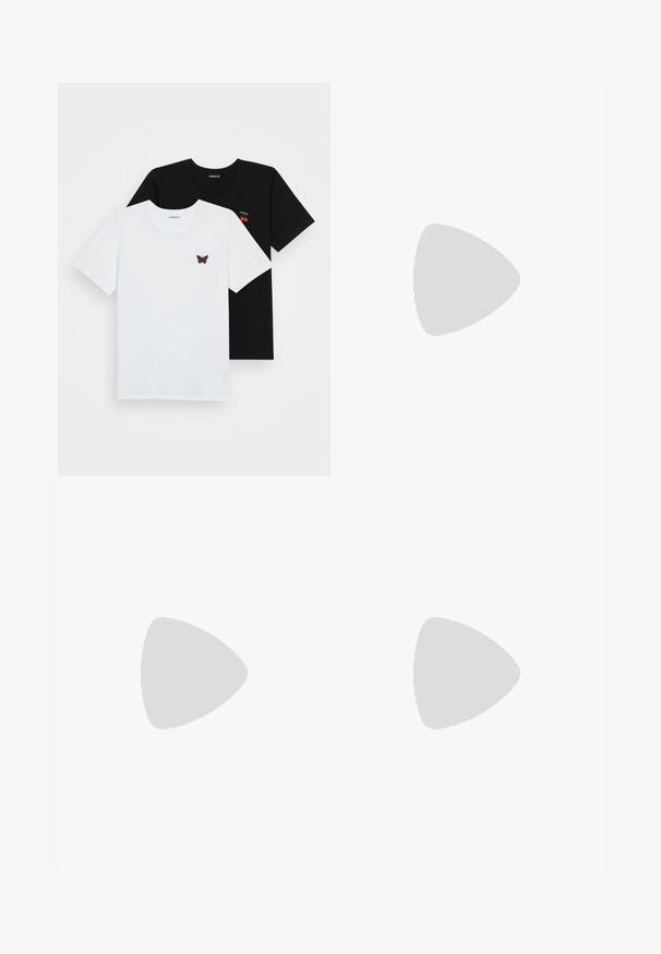 Kaksi T-paitaa: yksi valkoinen perhostikatuilla, toinen musta kirsikkatikatuilla. Molemmissa on pyöreät kaula-aukot ja lyhyet hihat.; Nike Sportswear PANT - Verryttelyhousut - hot fuchsia; Nike juoksukengät, joissa on hopeanvärinen verkkomateriaali ja vaaleanpunaisia yksityiskohtia, valkoiset nauhat ja teksturoitu pohja. Yhdistettynä valkoisiin puuvillaisiin urheil socks.; Hope hopeita hopeita, joissa on sileä, pyöreä muoto ja kiiltävä pinta. Ne ovat ohuita ja kevyitä, ja niissä on yksinkertainen lukitus.