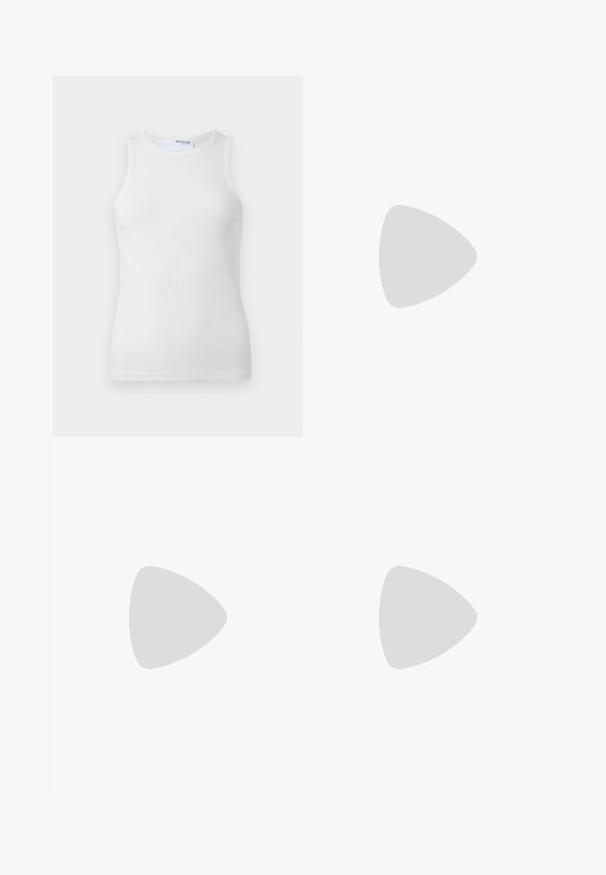 Top sin mangas blanco de canalé con un escote redondo. Textura suave con una silueta ajustada y sin acentos visibles.; Pantalones de chándal de color lavanda con una cinturilla elástica y cordón, bolsillos laterales y puños ajustados en los tobillos. Tejido suave y liso.; Zapatillas de ante marrón con acentos y cordones blancos. Suela de goma color caramelo. Usadas con calcetines blancos con rayas negras. Suelo texturizado verde.; Zign LEATHER - Bolso shopping - light brown
