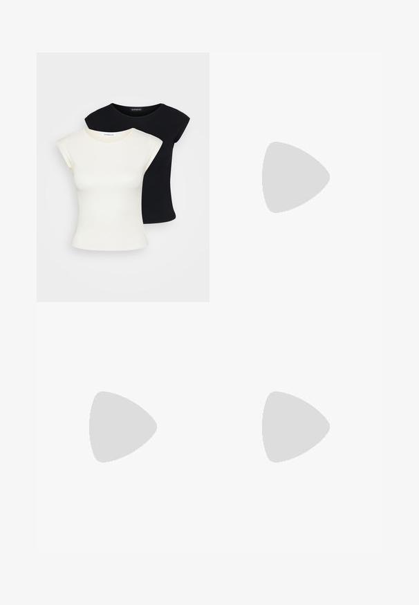 Deux T-shirts ajustés : un crème et un noir. Fabriqués en coton doux et texturé, avec des manches courtes et un col rond.; Jean flare gris clair avec un design classique à cinq poches, coupe slim au niveau des cuisses et bas flammés à la cheville.; Mules à plateforme en cuir noir avec un bout ouvert rond, un petit talon carré et une texture lisse. Design minimaliste avec des lignes épurées.; Sac hobo en cuir vert au design décontracté, avec une poignée incurvée et une texture lisse. Ne contient aucun matériel ou accent visible.