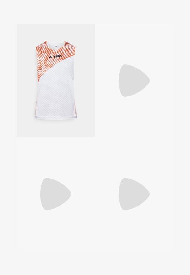 Bijela bezrukavna atletska majica s narančastim dijagonalnim prugama, strukturirana površina te logo "TERREX" na prednjem dijelu.; Crne atletske kratke hlače s elastičnim pojasom, bočnim prorezima i bijelim trostrukim trakama. Posjeduju mali bijeli logo na donjem desnom dijelu.; Trkačke cipele s laganom mrežastom gornjom površinom u bijeloj boji, ukrašene sivim prugama. Potplat ima blagi zakrivljen oblik i neonske žute naglaske.; Naočale za sunce s crno-bijelim okvirom, velikim zrcalnim lećama u zlatnim i ružičastim nijansama, aerodinamičnim dizajnom i produženim vanjskim rubom.