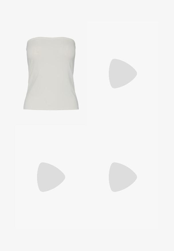 Pieces PCMADISON TUBE  - Top - cloud dancer; Béžové háčkované šortky s propracovaným diamantovým vzorem, s páskem na stahování a žebrovanými okraji. Lehká a prodyšná tkanina.; Světlobéžové žabky s texturovanou stélkou, plochou podrážkou a tenkými lesklými pásky. Na pásku je jemné logo.; Bílá kabelka s texturovanými ozdobami ve tvaru zvlněné mušle. Obsahuje pletenou rukojeť a stříbrný řetízek pro variabilitu.