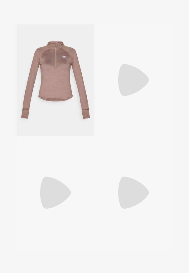 New Balance ATHLETICS GRID 1/2 ZIP - Långärmad tröja - earth shadow heather; Svarta cargoshorts med knappstängning, rullad nederkant och flera sidofickor, tillverkade av lättviktsmaterial.; Brun löparsko med texturerad mesh-övre, svarta accenter och dämpad sula. Har ett snörningssystem och en strömlinjeformad design.; Ljust beige axelväska med en texturerad yta, som har svarta detaljer, röda metalldelar och en blå logotyp. Dragkedjestängning på toppen.