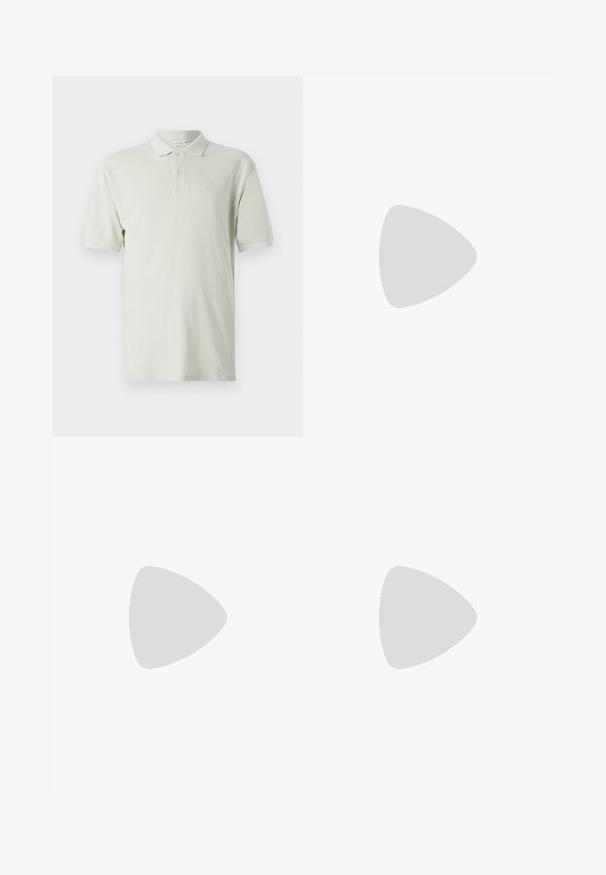 Light beige polo shirt with short sleeves, classic collar, and three-button placket. Subtle logo embroidered on the chest. Stretchy cotton fabric.; 120% Lino MEN BERMUDA - Shorts - navy blue fade; Beige sneakers with a textured upper, white soles, and stitched accents, paired with beige trousers, displayed on a gray surface.; Black rectangular sunglasses with green lenses, glossy frame, metallic hardware, and gold logo accent on the temple.