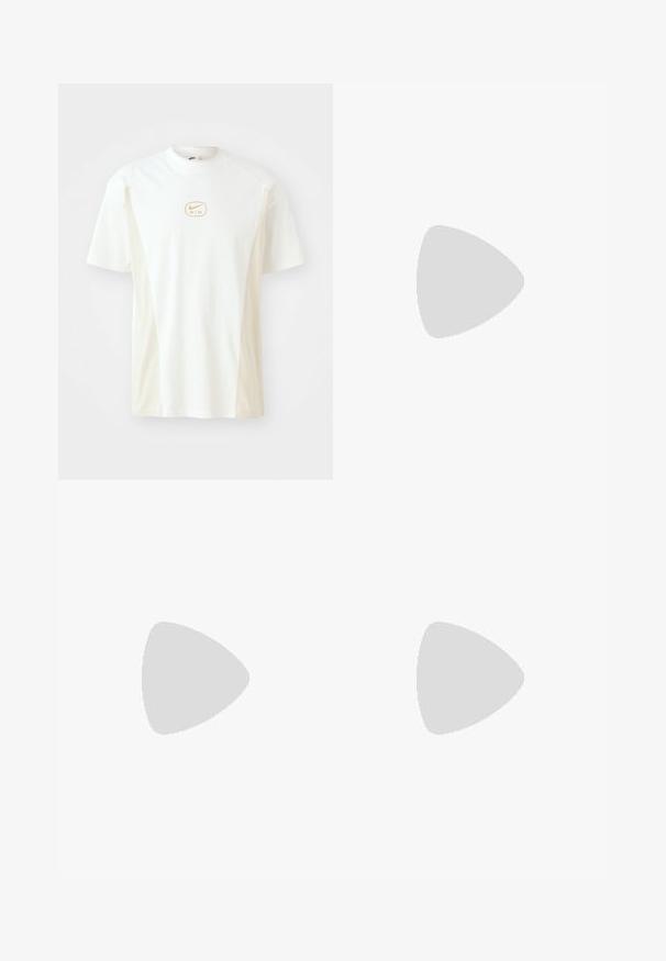 Short-sleeve, crew-neck t-shirt in white and light beige. Features a small gold Nike logo on the chest and a smooth cotton texture.; Denim shorts in light blue with a faded finish. Features a frayed hem and standard five-pocket design. Metal button closure at the waist.; Light gray Nike sneakers with a textured upper, mesh detailing, and a unique cushioned sole featuring multiple rounded pods.; The North Face TERRA LUMBAR 3L UNISEX - Bum bag - utility brown/khaki stone