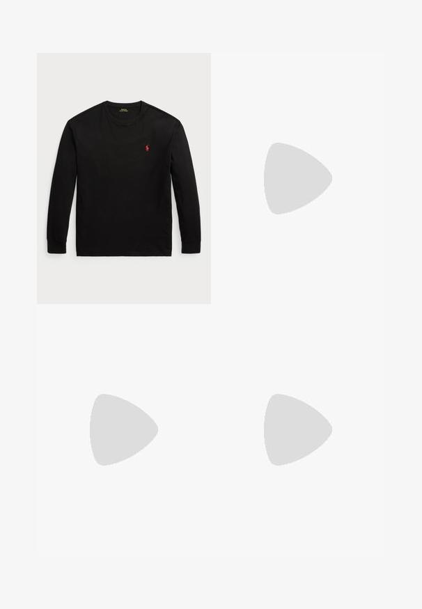 Zwarte longsleeve t-shirt van katoen. Heeft een ronde hals, ribgebreide manchetten en een klein rood geborduurd logo op de borst. Vlotte textuur.; Witte katoenen broek met een rechte snit, voorzien van een knoopsluiting, riemlussen en zijzakken. Vloeiende textuur en minimalistisch ontwerp.; Zwarte leren sneaker met lage schacht, zwarte veters en off-white zool, weergegeven in zijprofiel op een witte achtergrond.; Zonnebril met een gouden metalen frame, groene rechthoekige lenzen, slanke pootjes en een subtiel textuurpatroon op de armen.