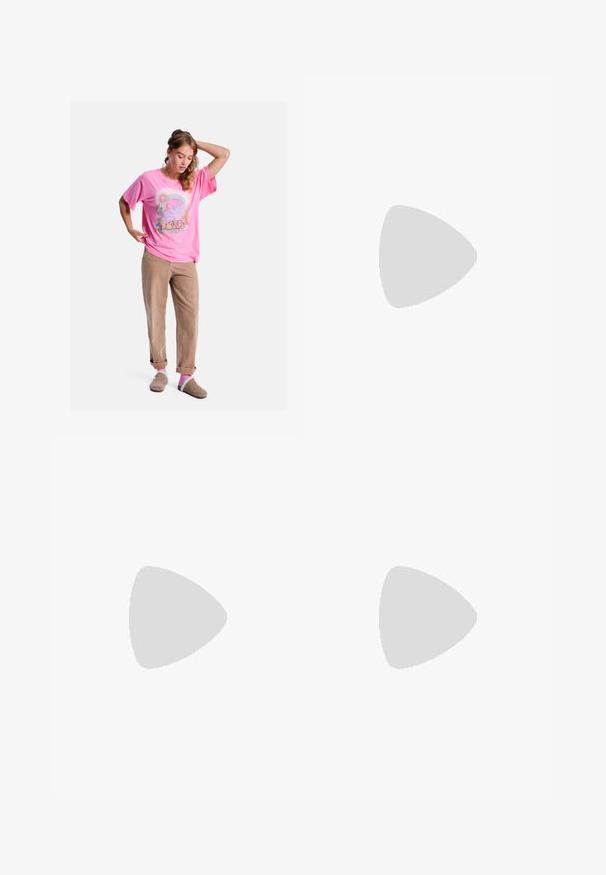 Pink short-sleeve t-shirt with graphic print, paired with beige pants, light pink socks, and gray slippers. Relaxed fit and cotton material.; Light blue wide-leg jeans made of denim, featuring a high waist, fading details, a button closure, and raw hem at the bottom.; Pink suede sneakers with green stripes, white accents, and a brown rubber sole. Features textured fabric and logo detailing on the side.; Gold metal frame sunglasses with rectangular orange-tinted lenses. Distinctive thin arms and subtle textured accents near the hinges.