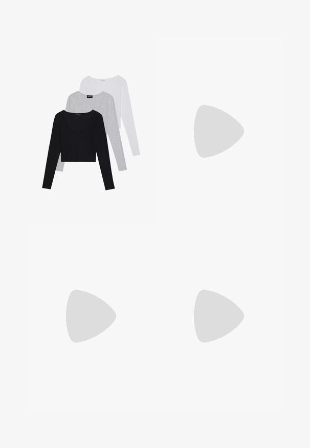 Tre magliette a maniche lunghe in nero, grigio e bianco, con scollatura a V e design cropped. Realizzate in tessuto morbido e leggero.; Pantaloni con stampa leopardata caratterizzati da un motivo marrone e nero, design a gamba dritta e stile classico a cinque tasche. Realizzati in tessuto misto cotone.; Stivale alla caviglia in pelle nera con superficie testurizzata, punta tonda, design con lacci, cuciture gialle e una suola piatta nera spessa e scanalata.; Orecchini a cerchio in argento con un design minimalista, caratterizzati da una forma circolare liscia e una finitura lucida, fissati da una chiusura a perno.