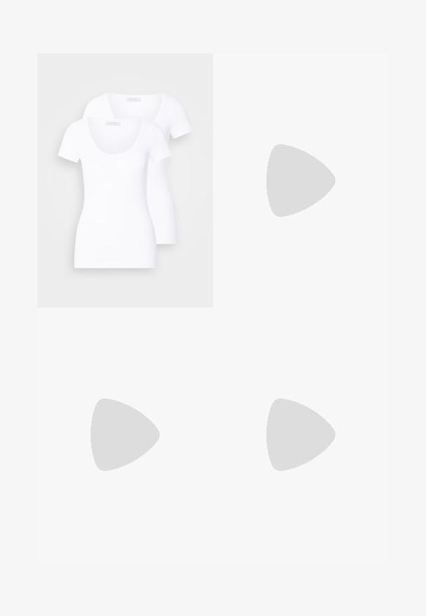 Deux t-shirts blancs à manches courtes avec un décolleté rond, en tissu lisse, présentant une coupe ajustée et sans motifs ni accents visibles.; Leggings beige à côtes avec une large ceinture, des jambes fuselées et une texture lisse, conçues pour le confort et la flexibilité.; Baskets blanches avec un tissu en maille texturé et des composants synthétiques lisses, disposant d'une semelle épaisse et d'une écriture noire sur le talon. Associées à un jean bleu clair.; Lunettes carrées en écaille de tortue avec des verres dégradés marron, dotées d'accents dorés sur les branches et d'une monture large et brillante.