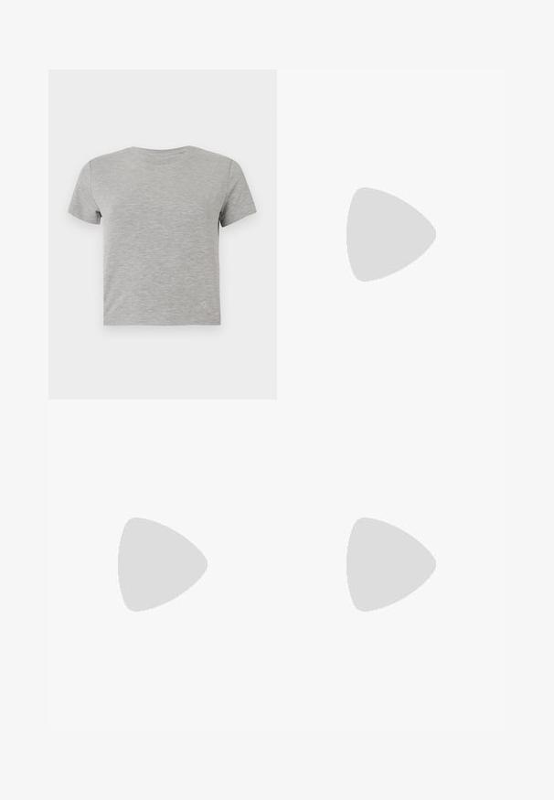 Grå kortærmet t-shirt lavet af blødt materiale, med rund halsudskæring og et delikat accentlogo i nederste højre hjørne.; Cremefarvede bukser med brede ben lavet af glat stof. Har en mellemhøj talje, lynlås i gulvet og to frontlommer med sorte hardware accenter.; Grå ruskind ankelstøvle med spids tå og blødt indre foder. Har en flad gummisål og minimal syning.; Sort pailette mini håndtaske med en knyttet struktureret rem og sølv kæde. Rund form med samlet top og reflekterende detaljer.