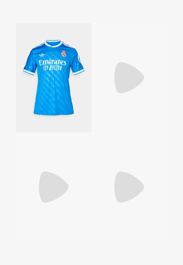 adidas Performance REAL MADRID THIRD - Klubruházat - bluebird; Világosszürke farmernadrág egyenes lábbal, gombos záródással és övhurkokkal. Finom textúrával és minimális varrási részletekkel rendelkezik.; Fekete bőr mokaszin, rojtos díszítéssel, masszív fekete talppal és sárga varrással az élén. Texturált felület.; Háromrétegű ezüstszínű fém nyaklánc, letisztult, rugalmas láncokkal, enyhe fényességgel, homárkapoccsal rögzítve és állítható lánccal.