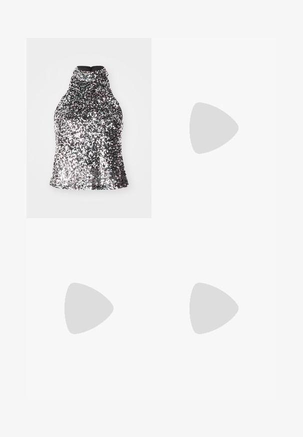 Srebrna halterska bluza s sequinom z visokim ovratnikom, prilegajočim telovnikom in gladkim notranjim materialom. Ima zadrgo na hrbtu.; Ni je uspelo ustvariti besedila alt.; Ženska nosi srebrne mrežaste slingback pete z majhnimi žebljički, v kombinaciji s črno in srebrno obleko s sequins in stranskim razporkom, ki stoji na belem tleh.; Pilotne sončne očala z gradijentnimi modrimi lečami, srebrnim kovinskim okvirjem in okrasnimi zvezdastimi detajli na lečah. Gladek in eleganten dizajn.
