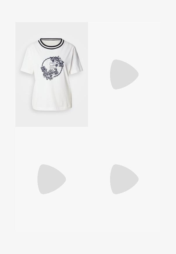 T-shirt en coton blanc avec un graphique floral rond en marine, col côtelé en rayures noires et blanches. Manches courtes, coupe décontractée.; Jupe en cuir beige en A avec une taille ajustée, une texture subtile et des détails de couture, tombant jusqu'à mi-mollet.; Talons hauts en cuir noir avec un bout pointu, dotés d'un talon fin et d'un accent en ton or sur la lanière réglable. Texture lisse.; COACH BROOKLYN SHOULDER BAG 23 - Sac à main - maple