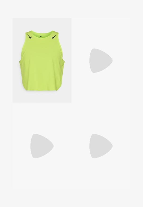 Zaļš bezpiedurkņu kreklis, izgatavots no viegla auduma, ar melniem Nike logo plecos un brīvu piegriezumu.; Karma sporta svārki ar izsistumu dizainu, teksturētu audumu un spīguļojošu jostu ar sarkanu akcentu joslu. Nike logo redzams apakšmalā.; Melni sporta apavi ar strukturētu virsmu un baltām akcentēm, ar auklām un sānu logo. Nēsāti ar bordo legingiem un gaišām zeķēm.; Melnas bezpirkstu cimdus, kas izgatavoti no elastīga materiāla, ar atvērtu plaukstas dizainu, satveršanas akcentiem un Nike logo baltā krāsā.