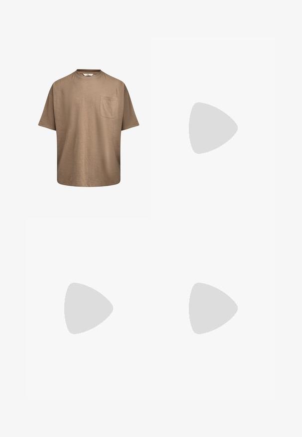 Hnedé tričko s krátkym rukávom vyrobené z jemného materiálu. Má okrúhly výstrih a jedno vrecko na hrudi, s uvoľneným a oversized strihom.; Svetlošedá košeľa s krátkym rukávom vyrobená z ľanu. Má zapínanie na gombíky, plochý golier a voľný strih s príjemnou textúrou.; Svetlomodré šortky s elastickým pásom, dvoma prednými vreckami a hladkou textúrou. Vyrobené z mäkkého materiálu, vhodné na voľný čas.; Béžové tenisky s textúrovanou zamšovou prednou časťou, hladkými koženými bočnými stranami a hnusou gumovou podrážkou. Obsahujú šnúrky a svetlé stehy ako detail.